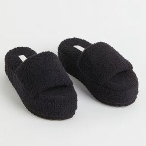 WORN 1x H&M TERRY PLATFORM SANDALS